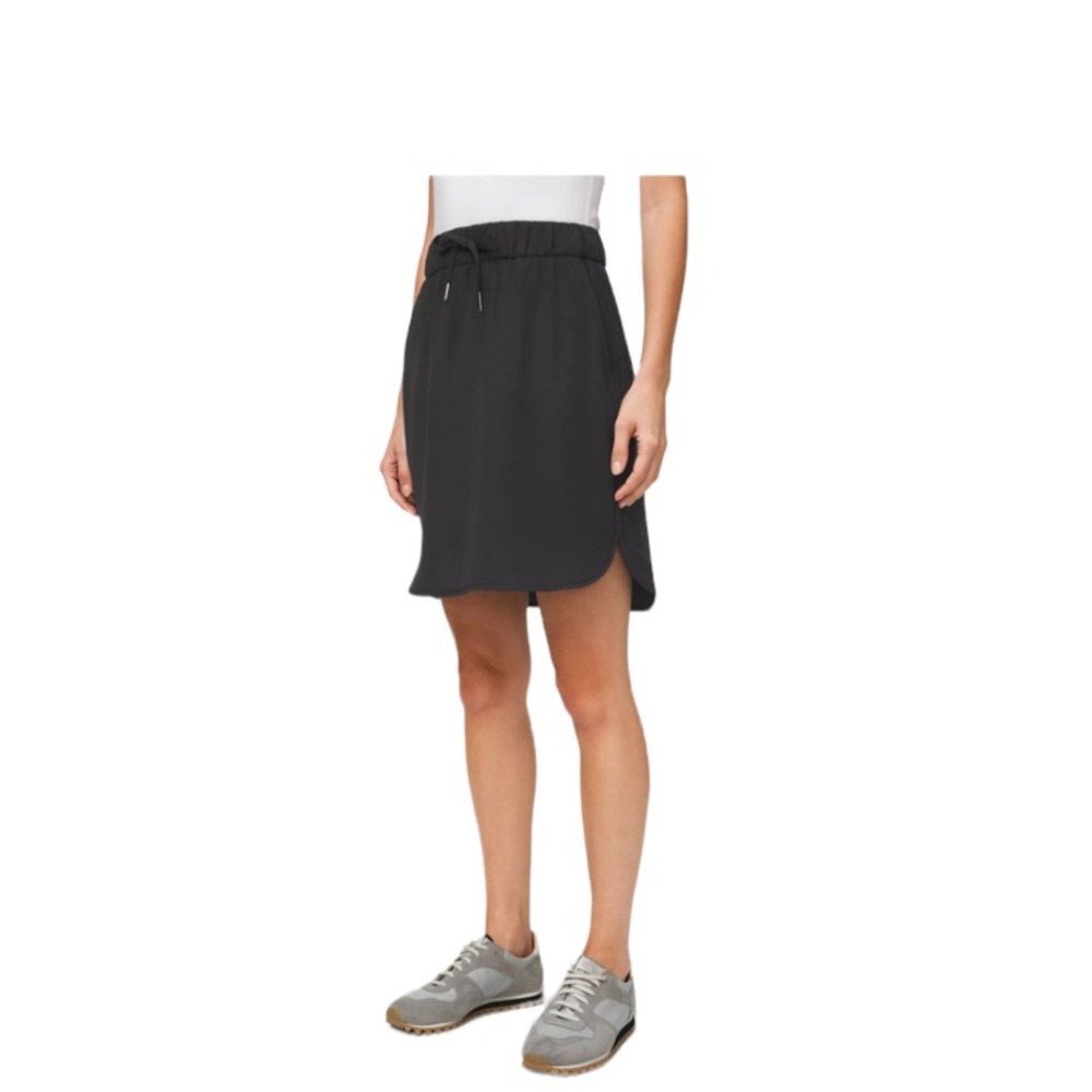 Lululemon Black On the Fly Skirt